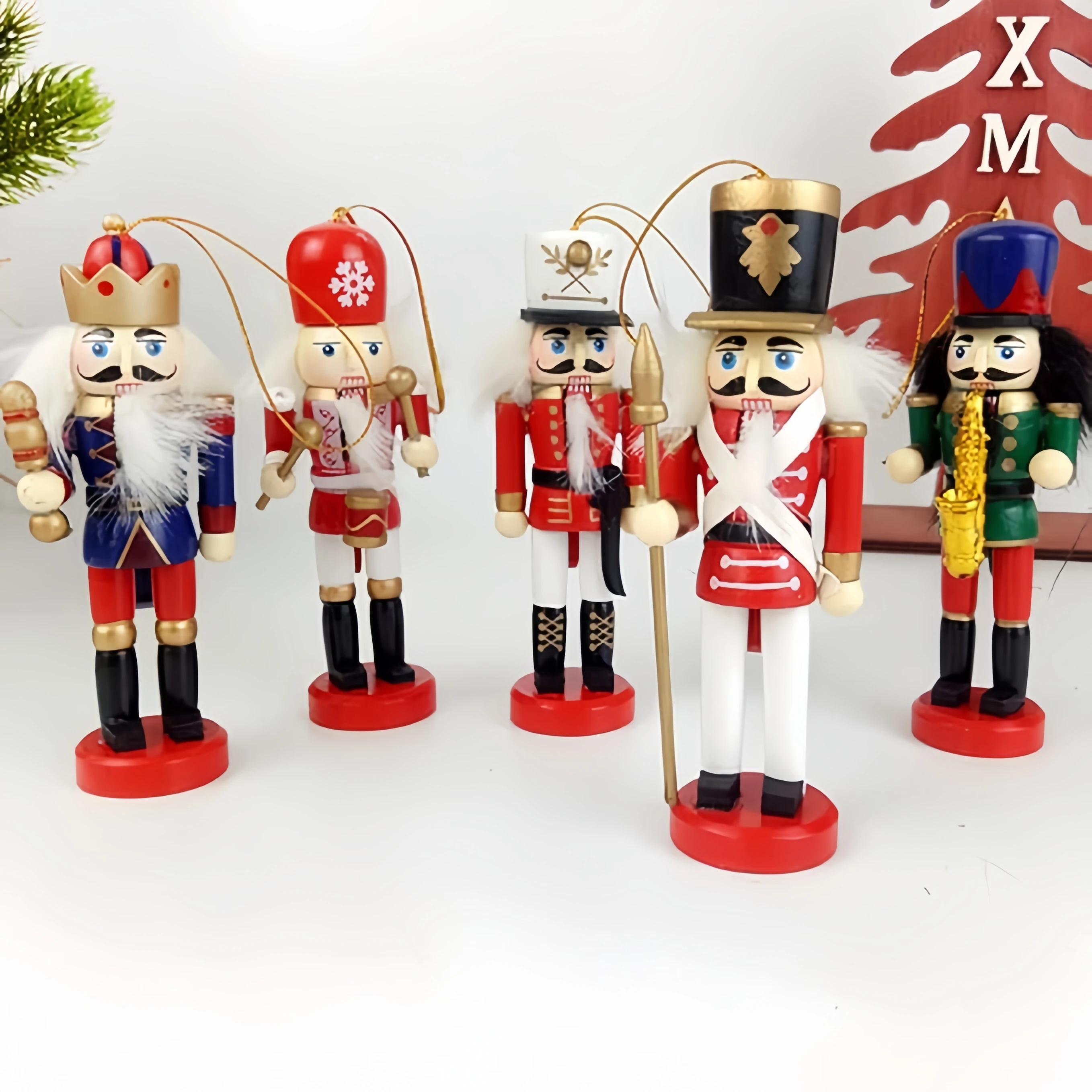 Weihnachts-Nussknacker-Puppen- – Nutcracker Figurine Bewertung und Preis